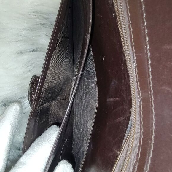 Ferragamo vintage logo canvas/leather bifold passport holder wallet EUC - Picture 12 of 12